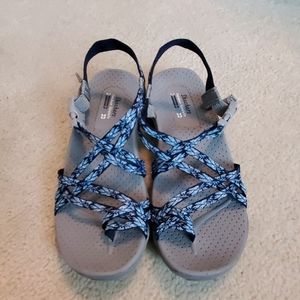 Sketchers sandals
